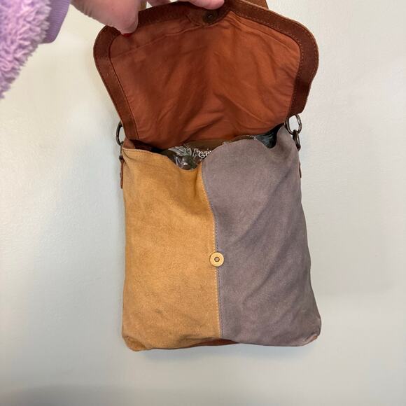 We The Free People Crossbody Shoulder Bag Suede Brown Flap 3 Tone Convertible - Picture 11 of 14